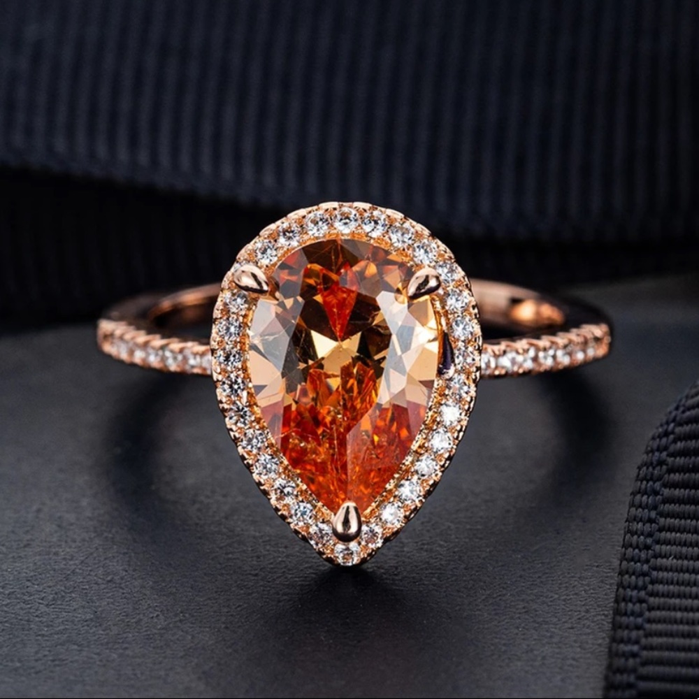 ROSE GOLD PLATED CHAMPAGNE CRYSTAL PEAR SHAPED RING - Picture 1 of 5